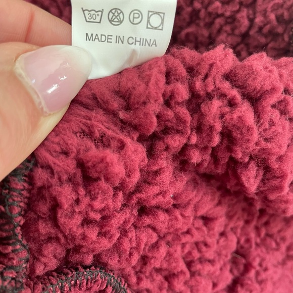 Warm jacket. Never used - Picture 4 of 4